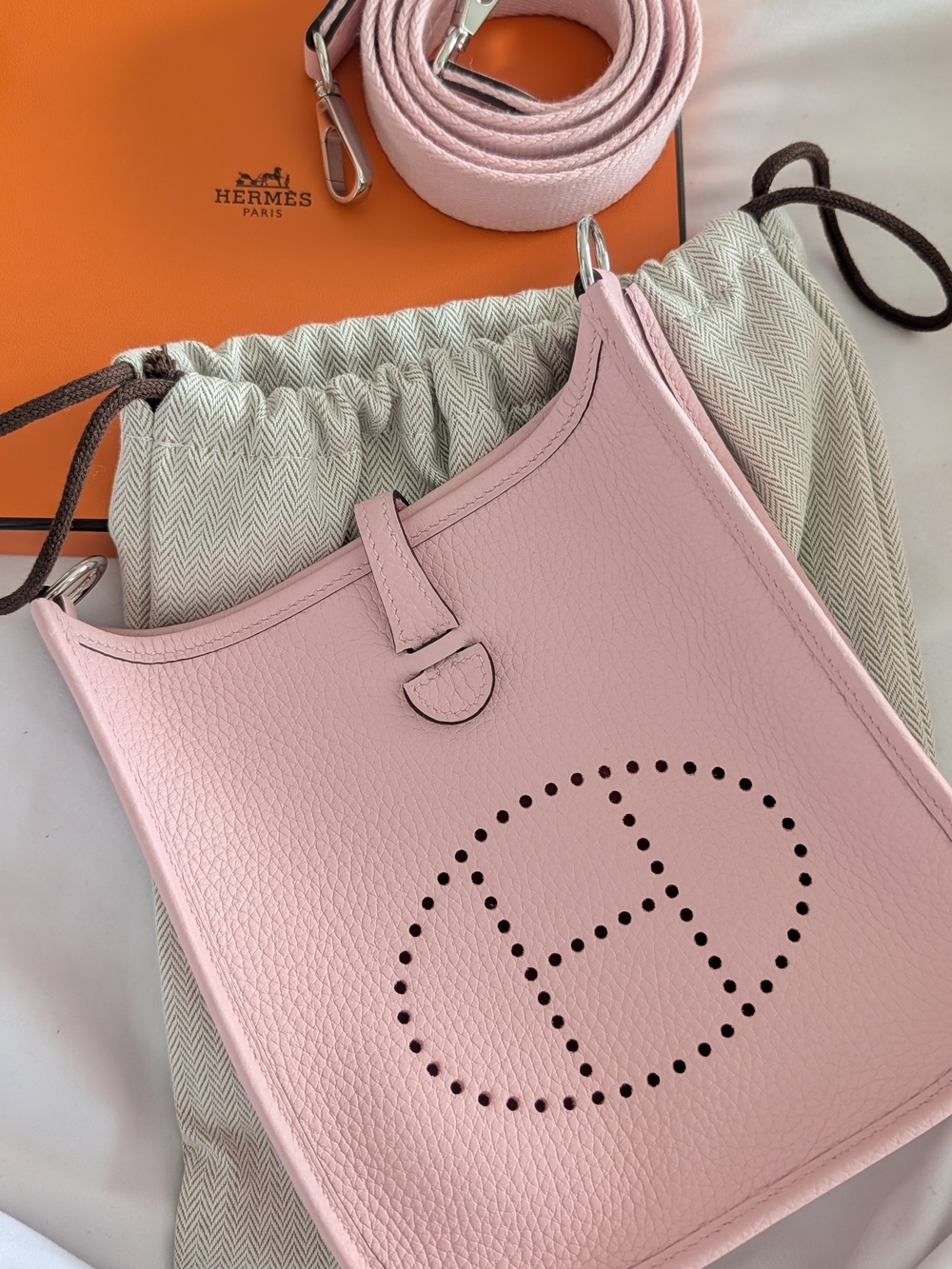 Hermes Rose Sakura Evelyne TPM